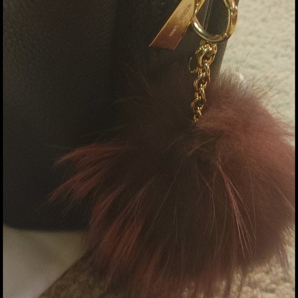 Michael Kors purse - Picture 4 of 15